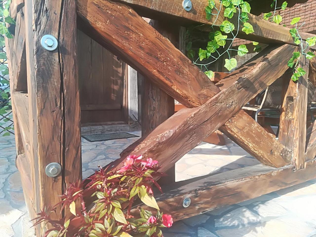 Etno Selo Eden Zeravacki Potok Exterior foto