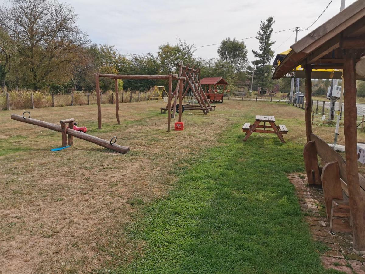 Etno Selo Eden Zeravacki Potok Exterior foto