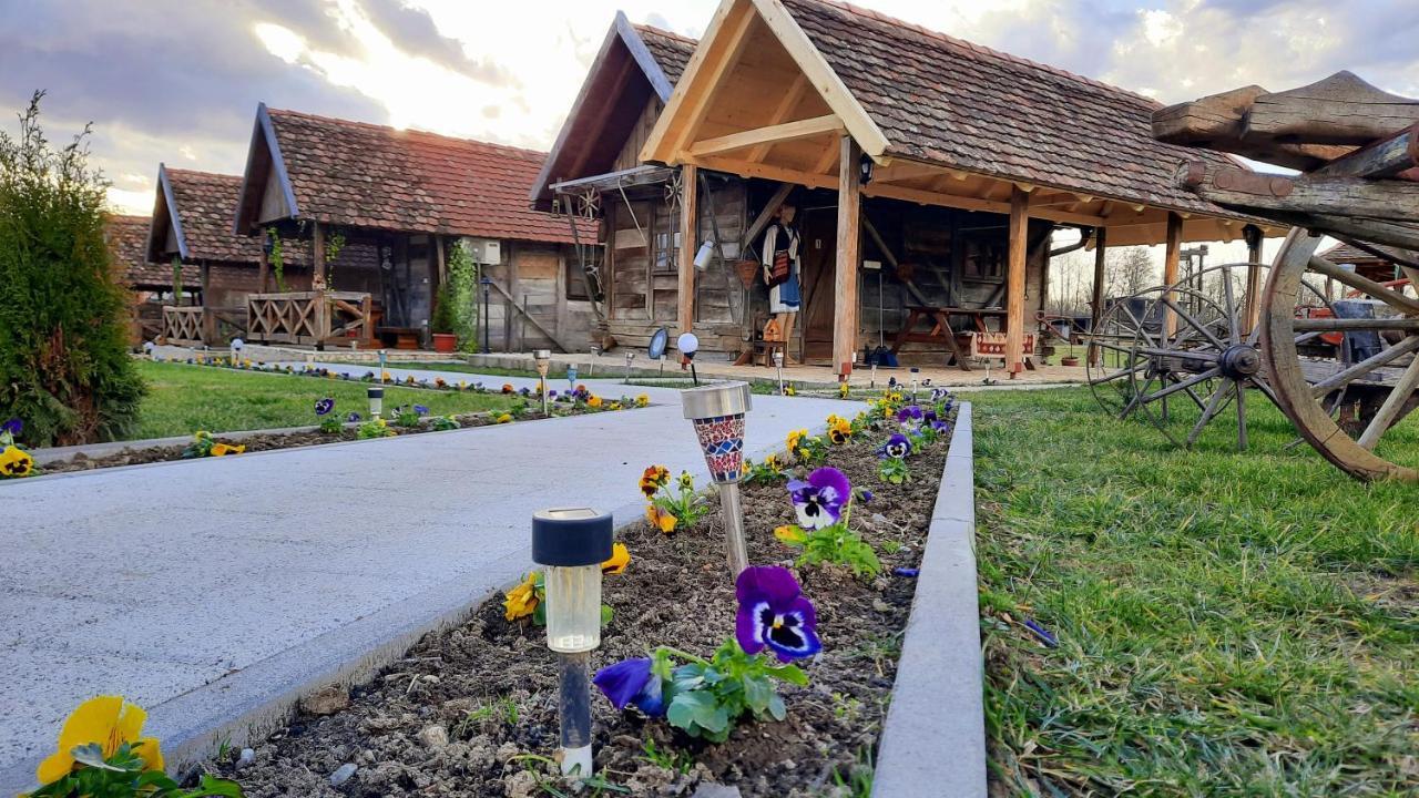 Etno Selo Eden Zeravacki Potok Exterior foto